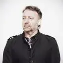 Peter Hook, basák Joy Division a New Order, přiváží Uknown Pleasures